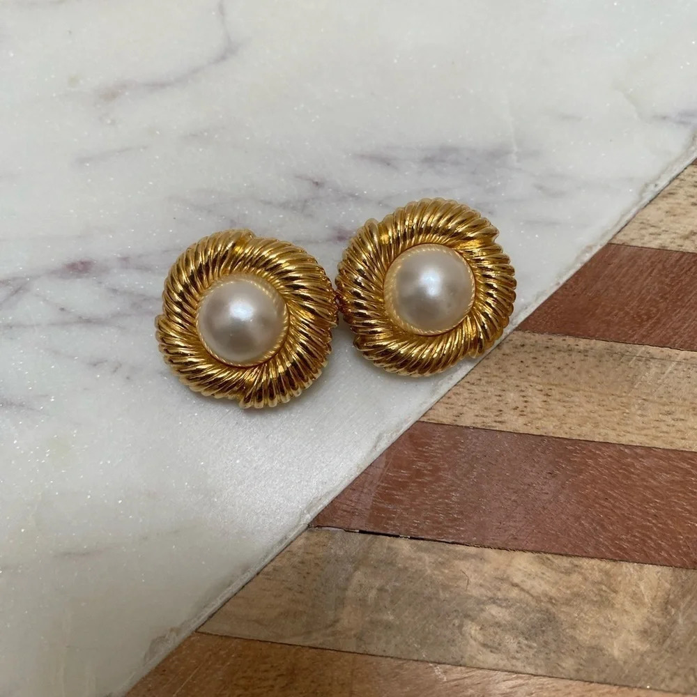 Vintage - 1980s Gold and Faux Pearl Clip-on Earrings